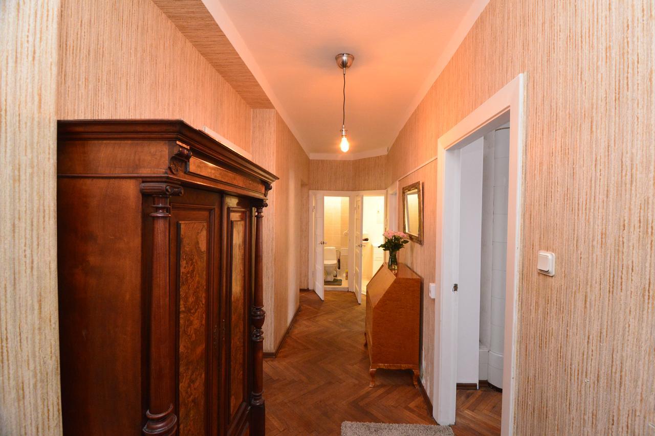 Beatrises Apartamenti Apartman Riga Kültér fotó